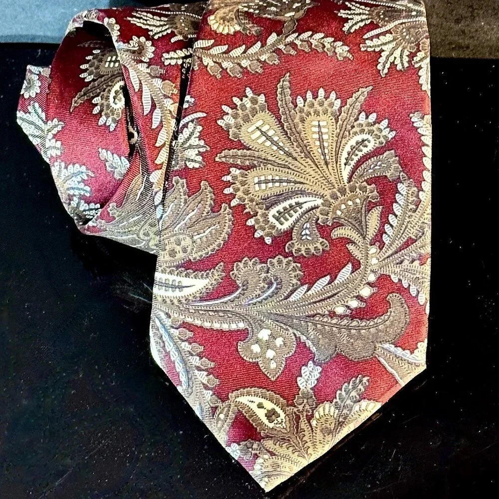 Dior Mid Century Modern Ties Neckwear Tie 100% All Silk Brown Baroque Paisley